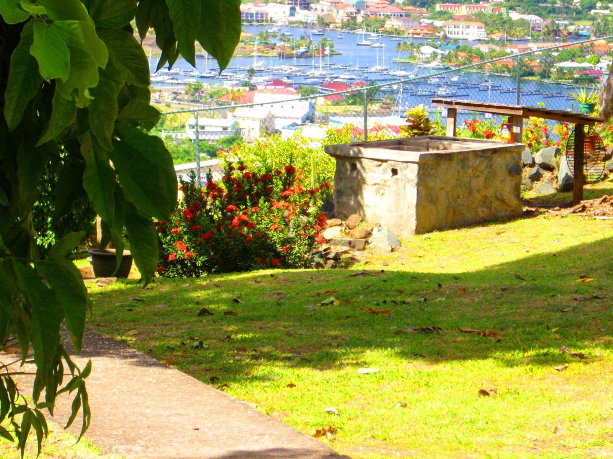 Italian Guesthouse Gros Islet Exterior foto