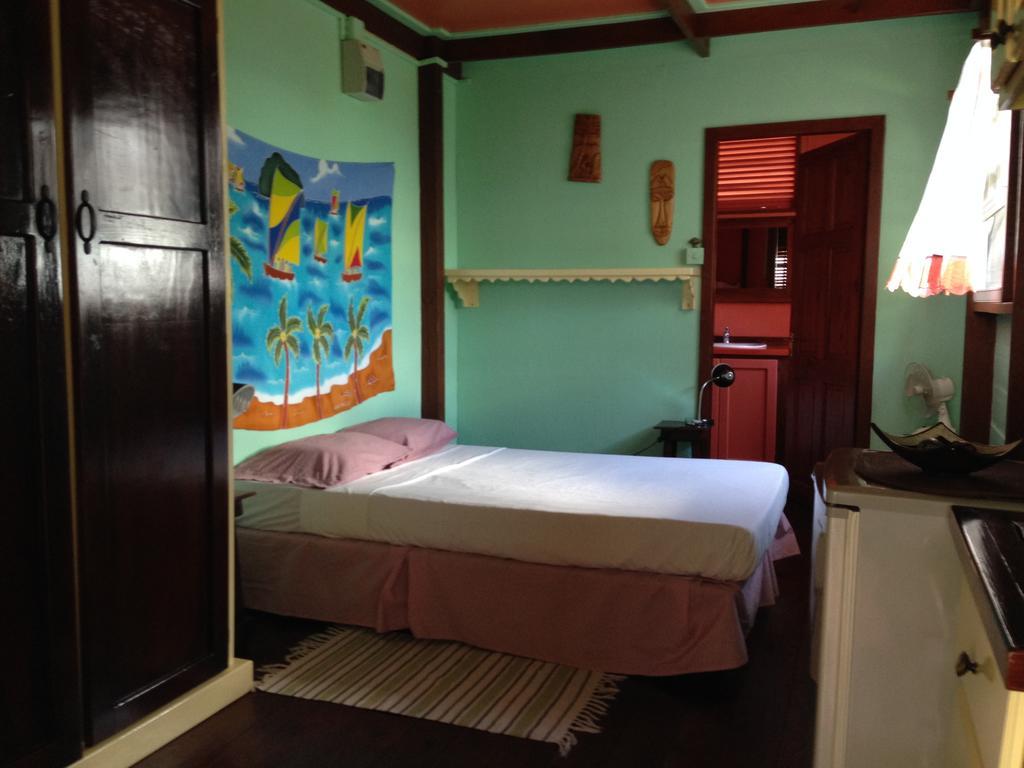 Italian Guesthouse Gros Islet Exterior foto
