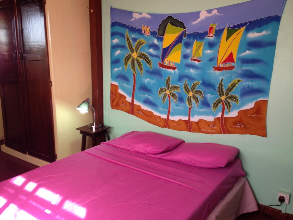 Italian Guesthouse Gros Islet Exterior foto